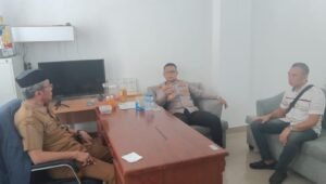 Sinergitas TNI-Polri Kawal PPDB SMPN 34 Cipete Tangerang. - thewasesanews.com