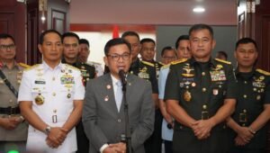 Kasad Jenderal Maruli Terima Alumni Kehormatan Lemhannas RI. - thewasesanews.com