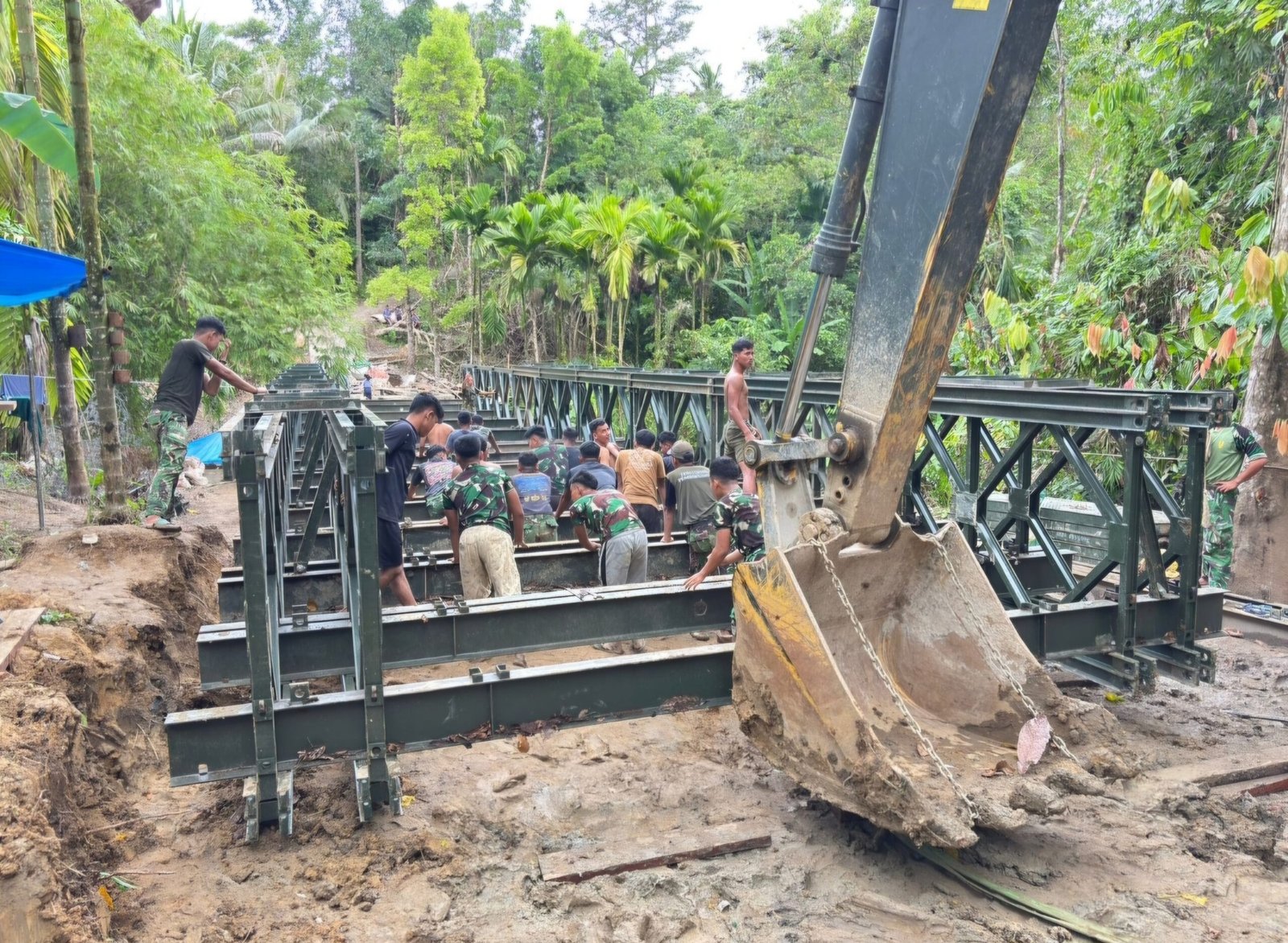 Jembatan Aramco Botombawo di Nias Utara Segera Rampung. - thewasesanews.com
