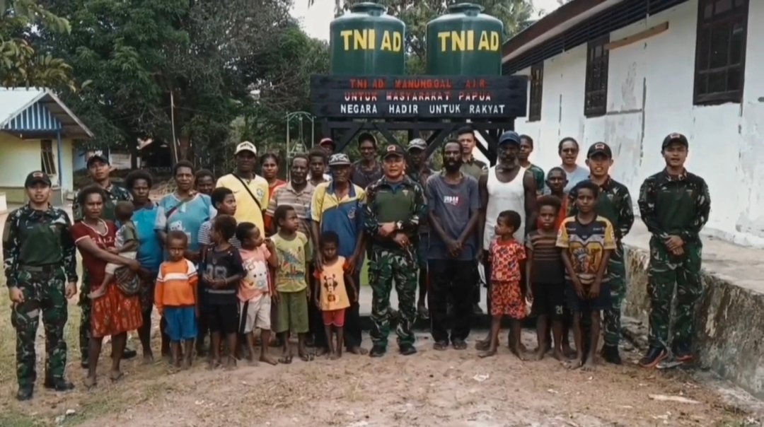 Satgas Yonif 123 Rajawali Bangun Sumur Bor Kampung Dagimon Mappi. - thewasesanews.com