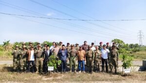 Menbanpur 2 Marinir Tutup Latihan Tempur di Gresik. - thewasesanews.com
