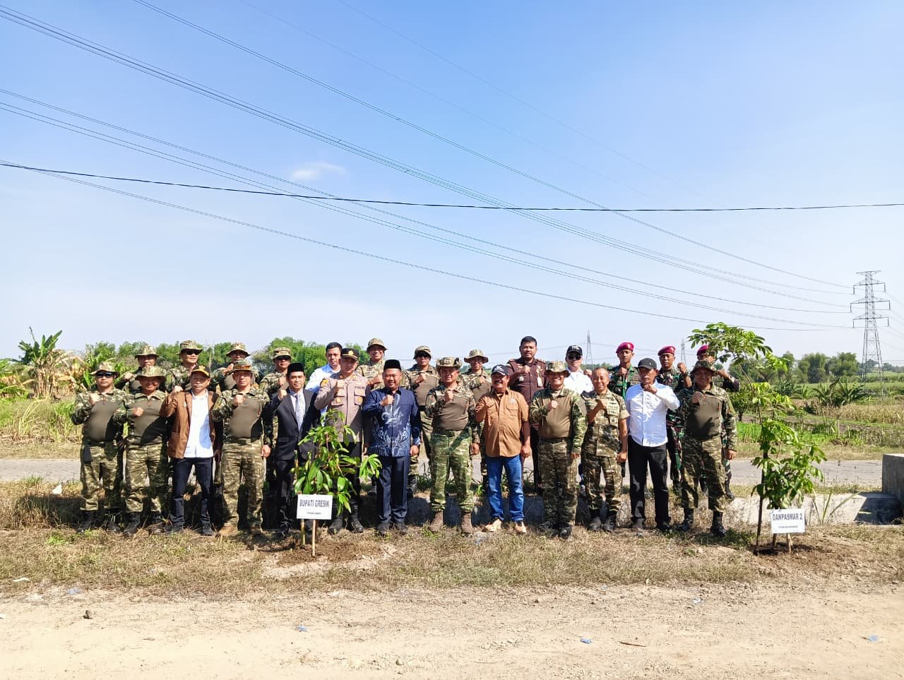 Menbanpur 2 Marinir Tutup Latihan Tempur di Gresik. - thewasesanews.com