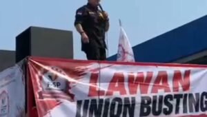 Buruh Kepung PT Indonesia Epson Industry Usai Dialog Wamenaker Batal. - thewasesanews.com