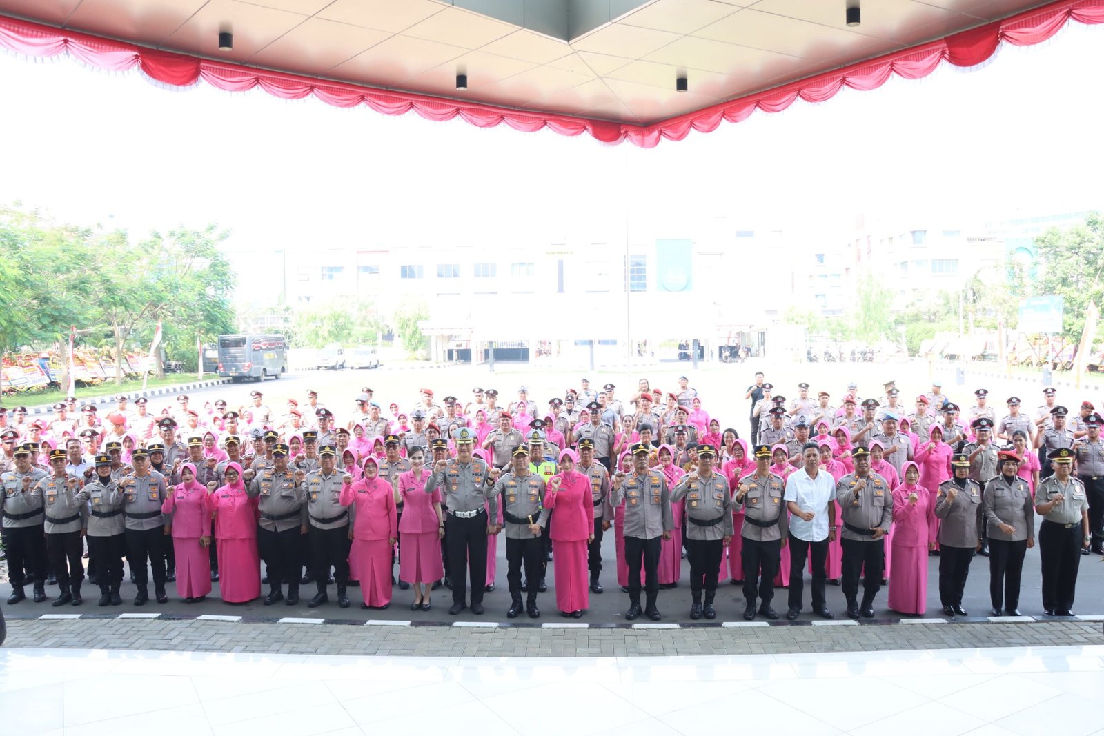 100 Personel Polres Metro Tangerang Kota Naik Pangkat. - thewasesanews.com