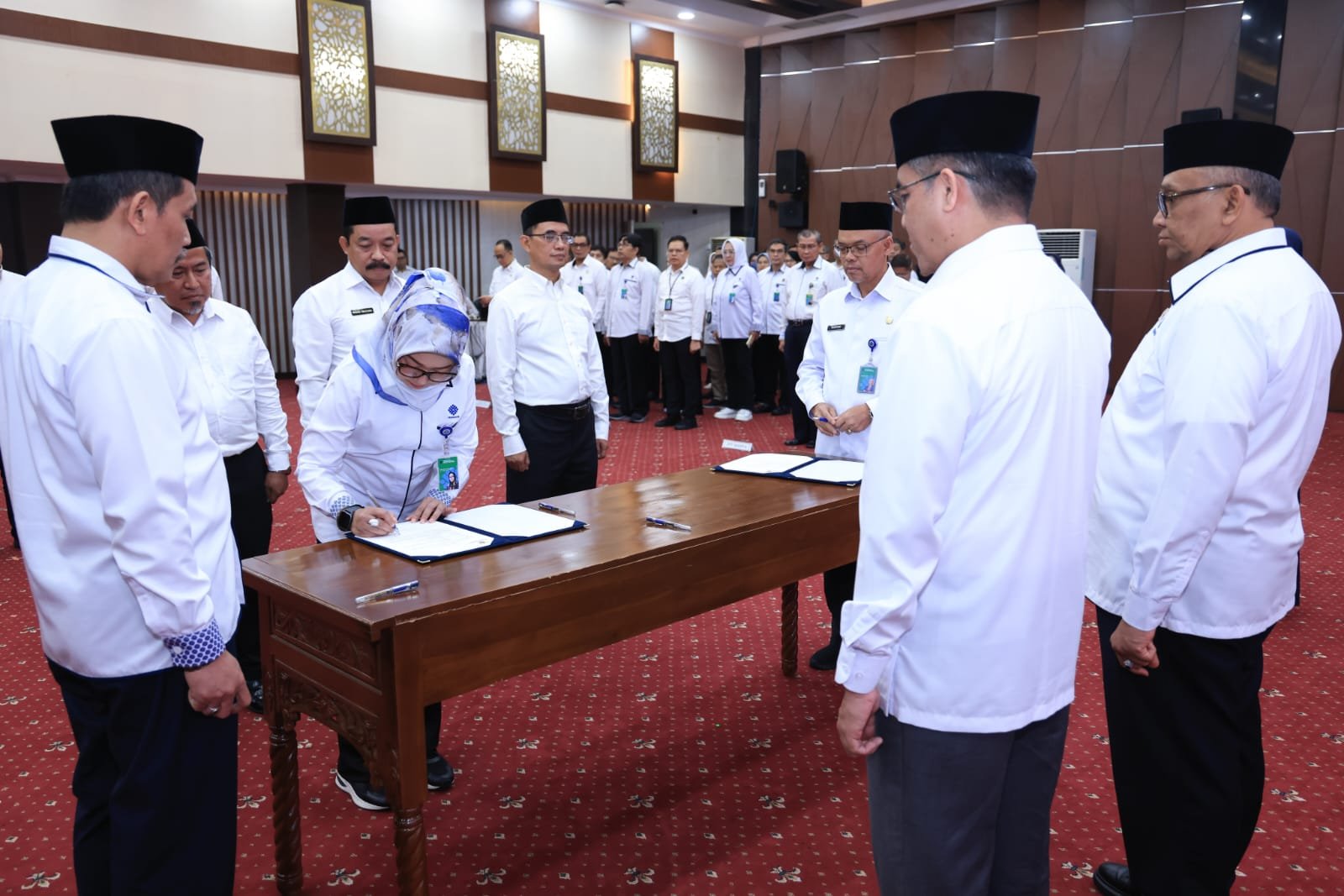 Menaker Yassierli Lantik Pejabat Baru Kemnaker. - thewasesanews.com