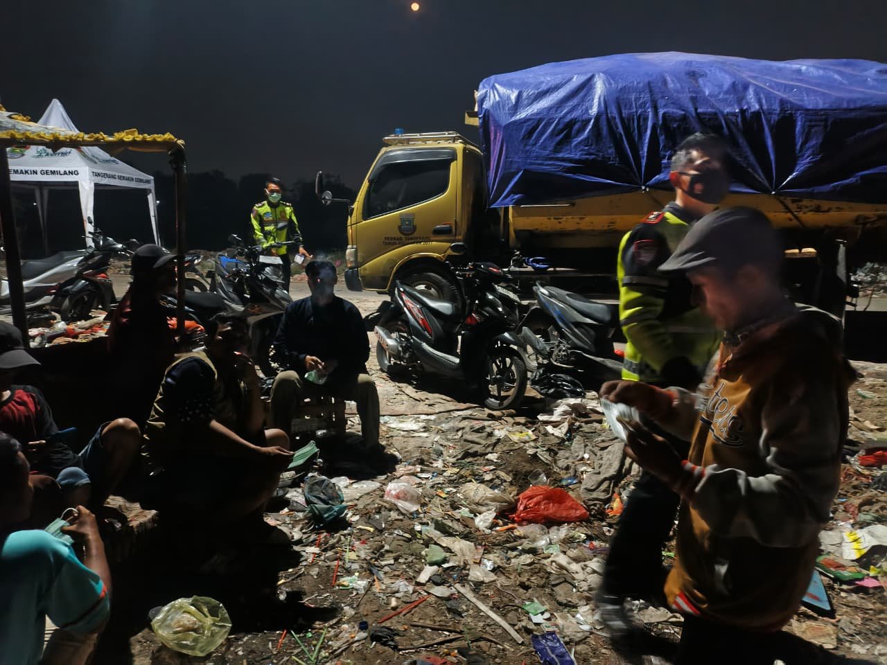 Polresta Tangerang Patroli Rumah Korban Kebakaran TPA Jatiwaringin. - thewasesanews.com