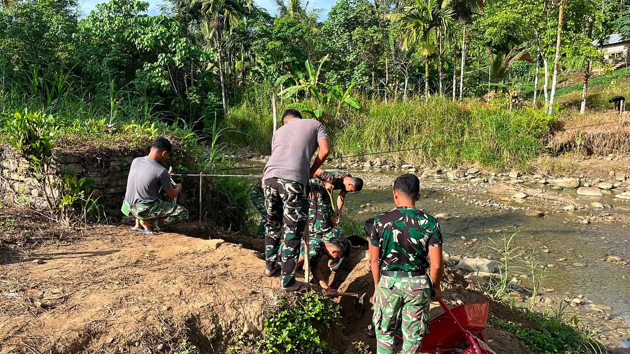Satgas Bakti TNI Bangun Jembatan Bailey di Nias. - thewasesanews.com