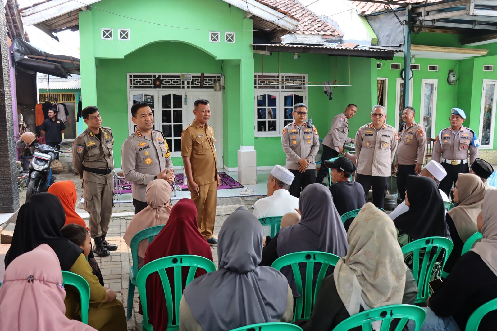 Kapolres Metro Tangerang Kota Serap Aspirasi Warga Pinang. - thewasesanews.com