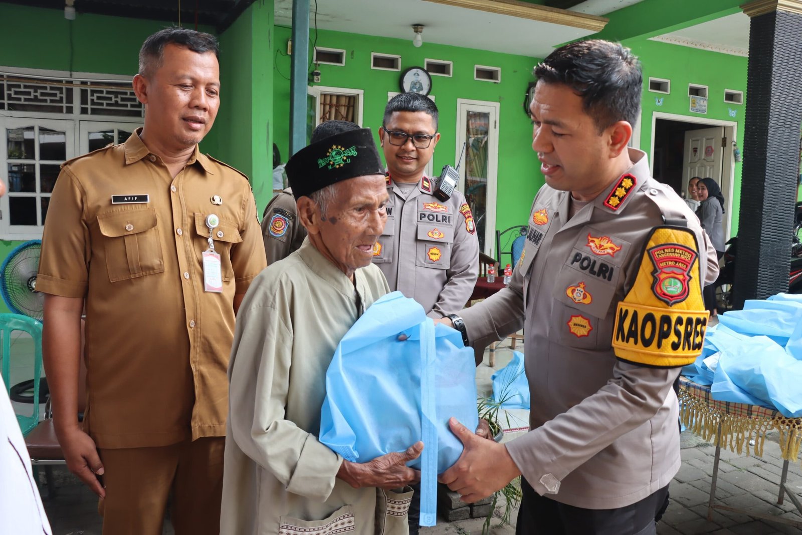 Kapolres Metro Tangerang Kota Serap Aspirasi Warga Pinang. - thewasesanews.com