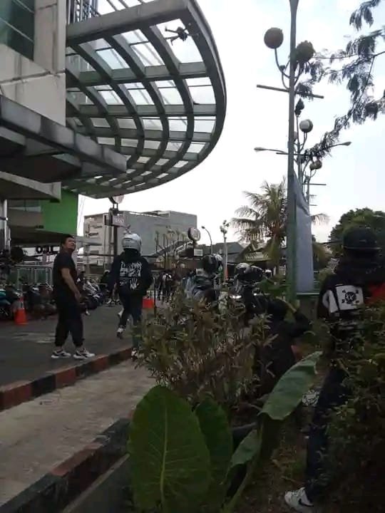 Gugat Lelang Lucky Square Mall Masuk Pengadilan Bandung. - thewasesanews.com