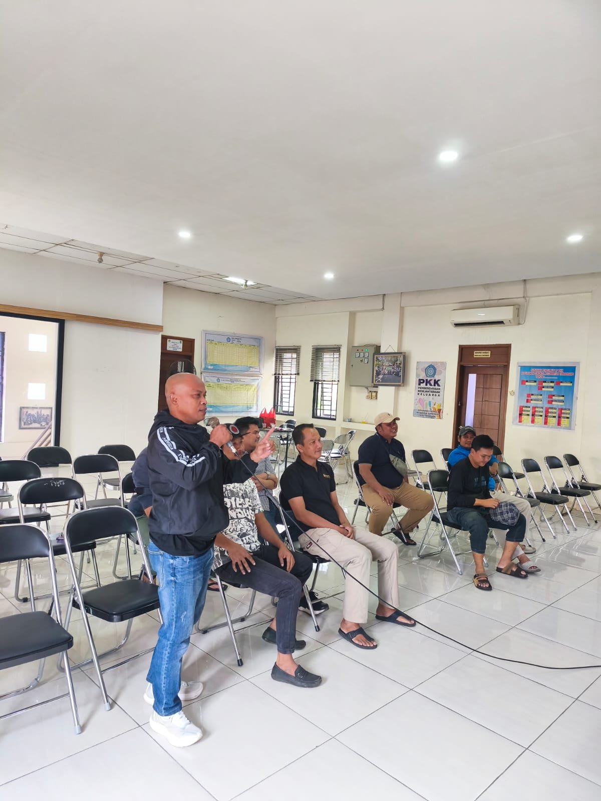 Sumber: Hubungan Masyarakat Karang Taruna Kelurahan Cikokol. - thewasesanews.com