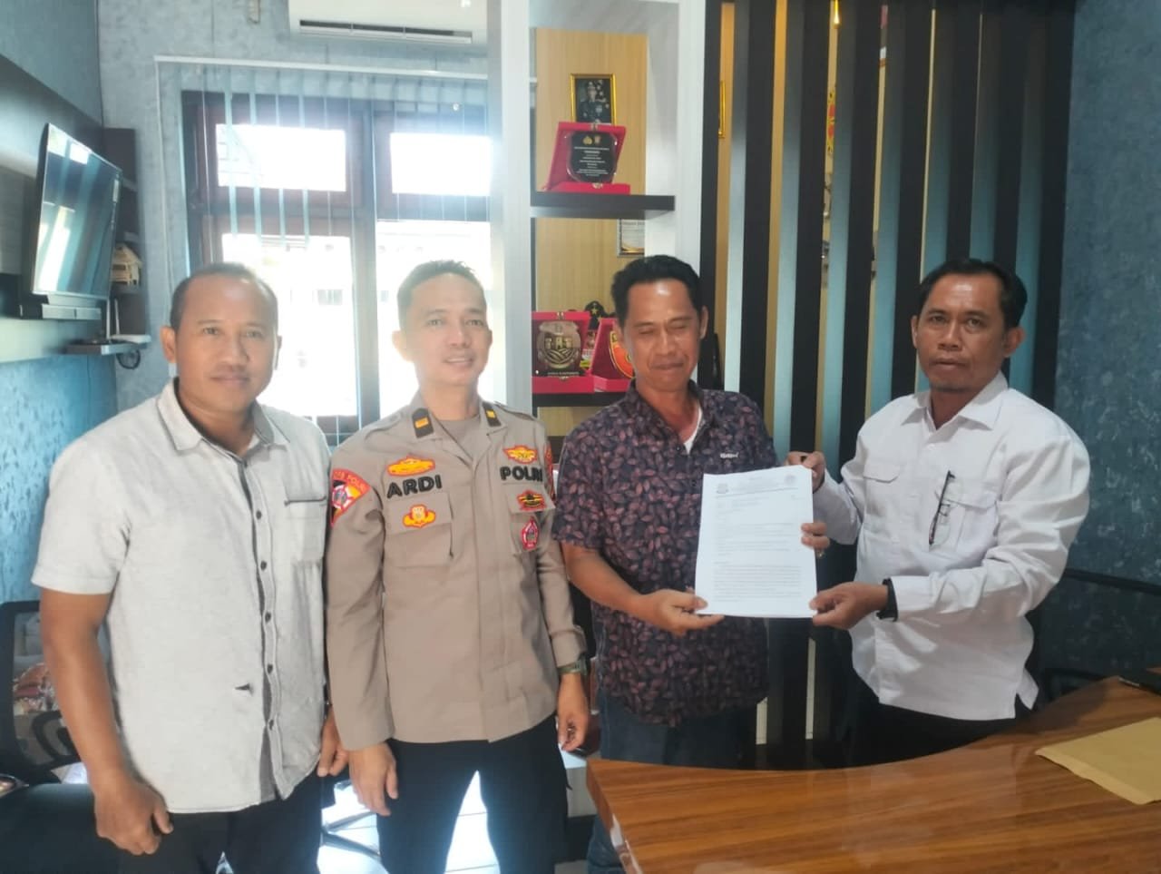 LSM KCBI Desak Usut Pemilik Tambang Batubara Ilegal OKUT. - thewasesanews.com