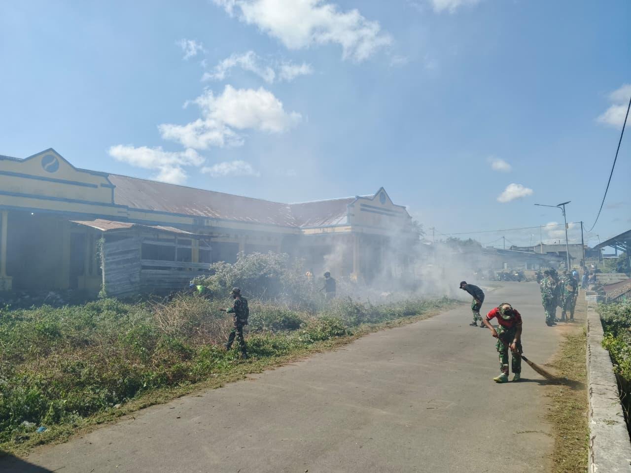 Satgas Yonif 123 RJW Bersihkan Pasar Baru Distrik Obaa. - thewasesanews.com