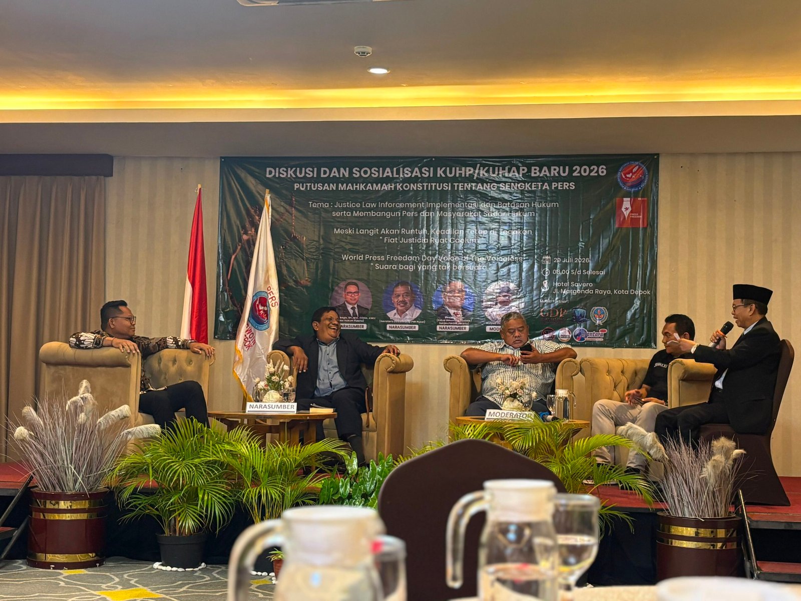 Dewan Pembina The Wasesa News Bedah KUHP Baru. - thewasesanews.com