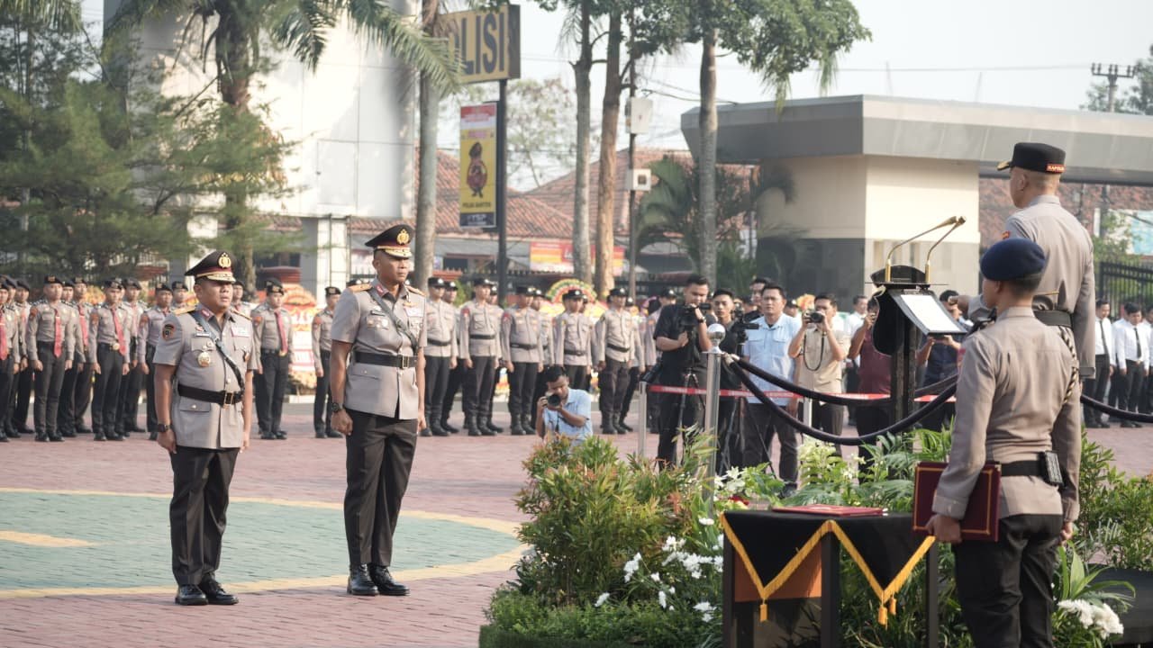 Kapolresta Tangerang Hadiri Sertijab Wakapolda Banten. - thewasesanews.com