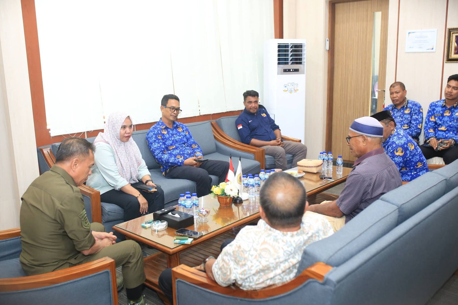Pemkab Halmahera Tengah Buka Akses Jalan TPU Yamamoto. - thewasesanews.com