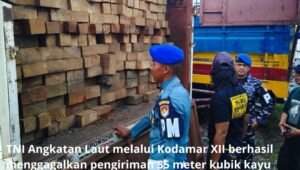 TNI AL Gagalkan Penyelundupan Kayu Ilegal di Kumai Kalteng. - thewasesanews.com
