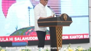 Bupati Lantik Pengurus GAPEKSINDO Halmahera Tengah. - thewasesanews.com