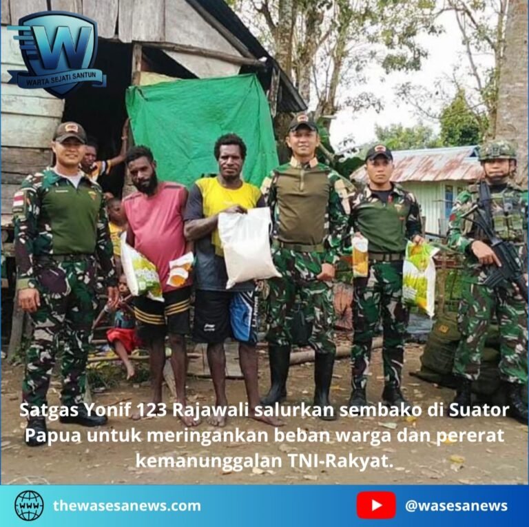 Satgas Yonif 123 Rajawali Salurkan Sembako di Suator. - thewasesanews.com