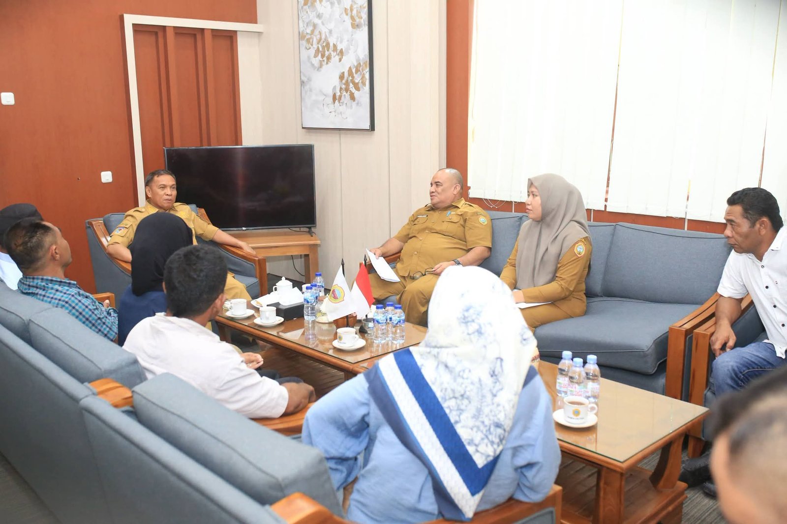pemkab halteng lepas 5 mahasiswa beasiswa stpn. - thewasesanews.com