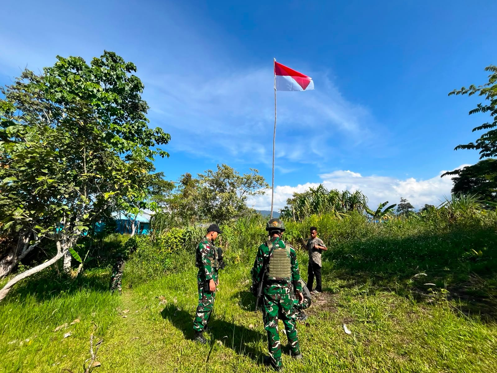 satgas yonif 645 gty kobarkan semangat merah putih. - thewasesanews.com