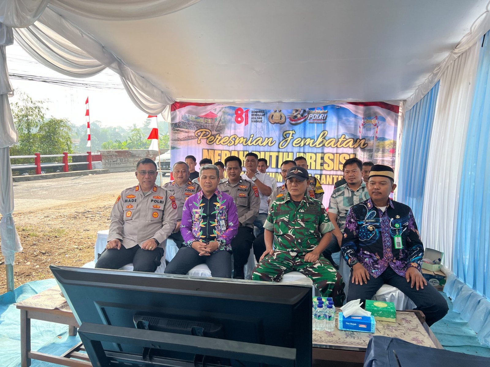 polsek tigaraksa hadiri peresmian jembatan merah putih. - thewasesanews.com