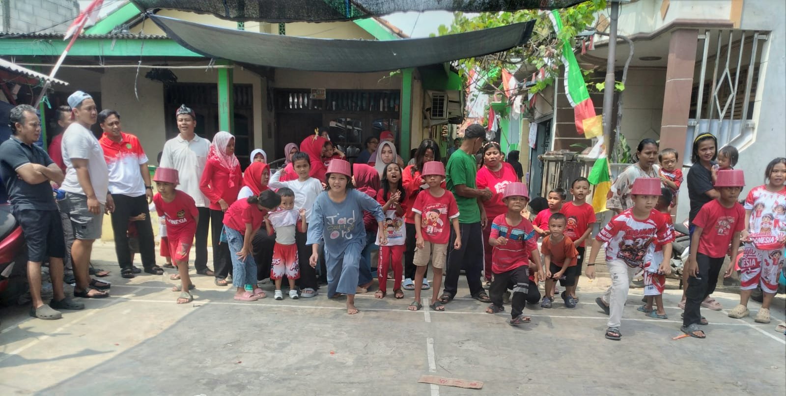karnaval dan lomba kemerdekaan hut ri ke 81 di kamal kalideres. - thewasesanews.com