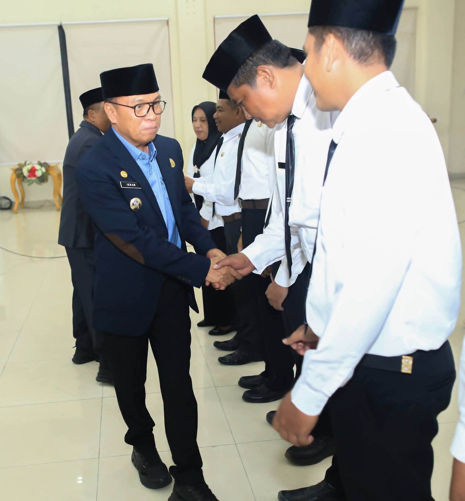 bupati halmahera tengah rombak birokrasi. - thewasesanews.com