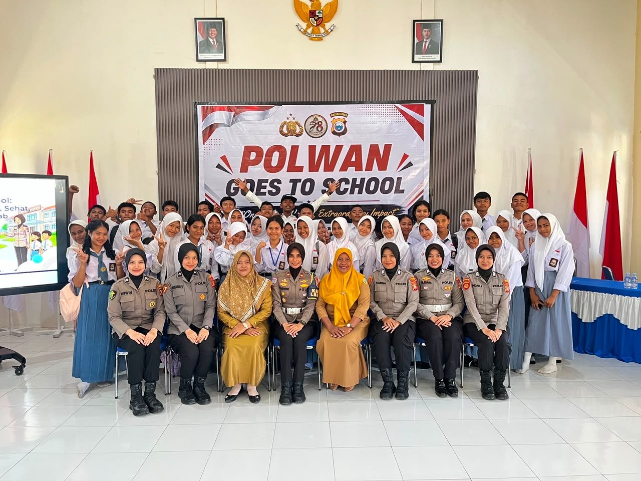 polwan polres halteng gelar goes to school. - thewasesanews.com