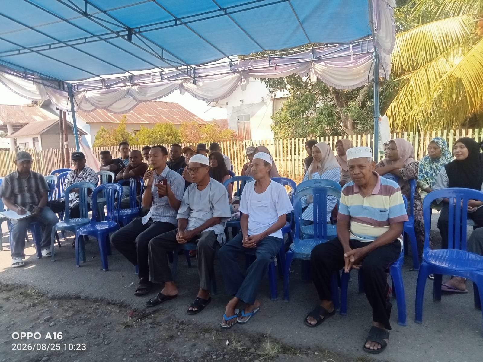 yana lek reses dprd kepulauan sula. - thewasesanews.com