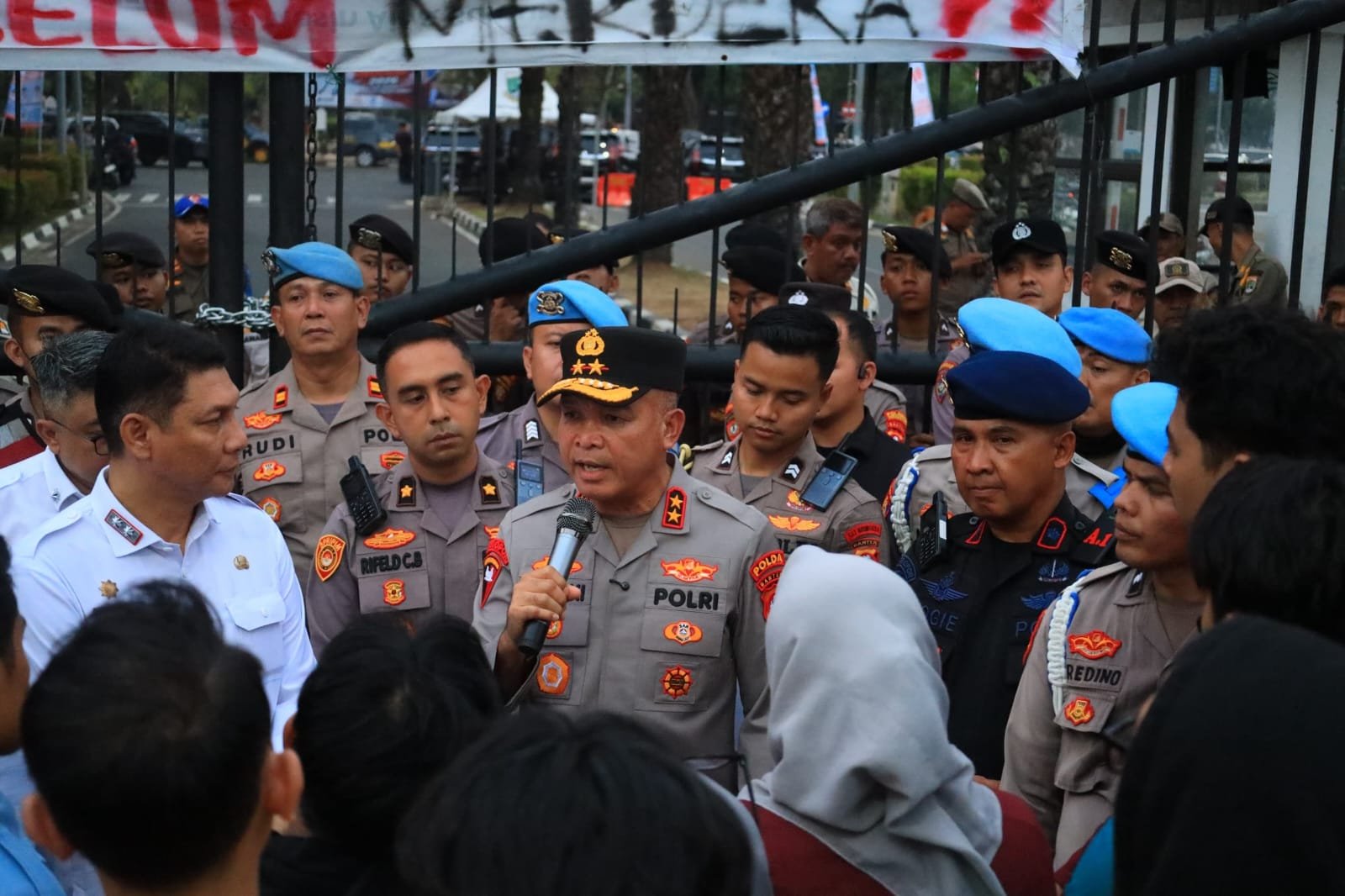 kapolda banten terima aspirasi bem. - thewasesanews.com