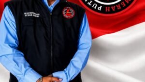 tni aktif nyambi jadi security kabupaten bekasi. - thewasesanews.com