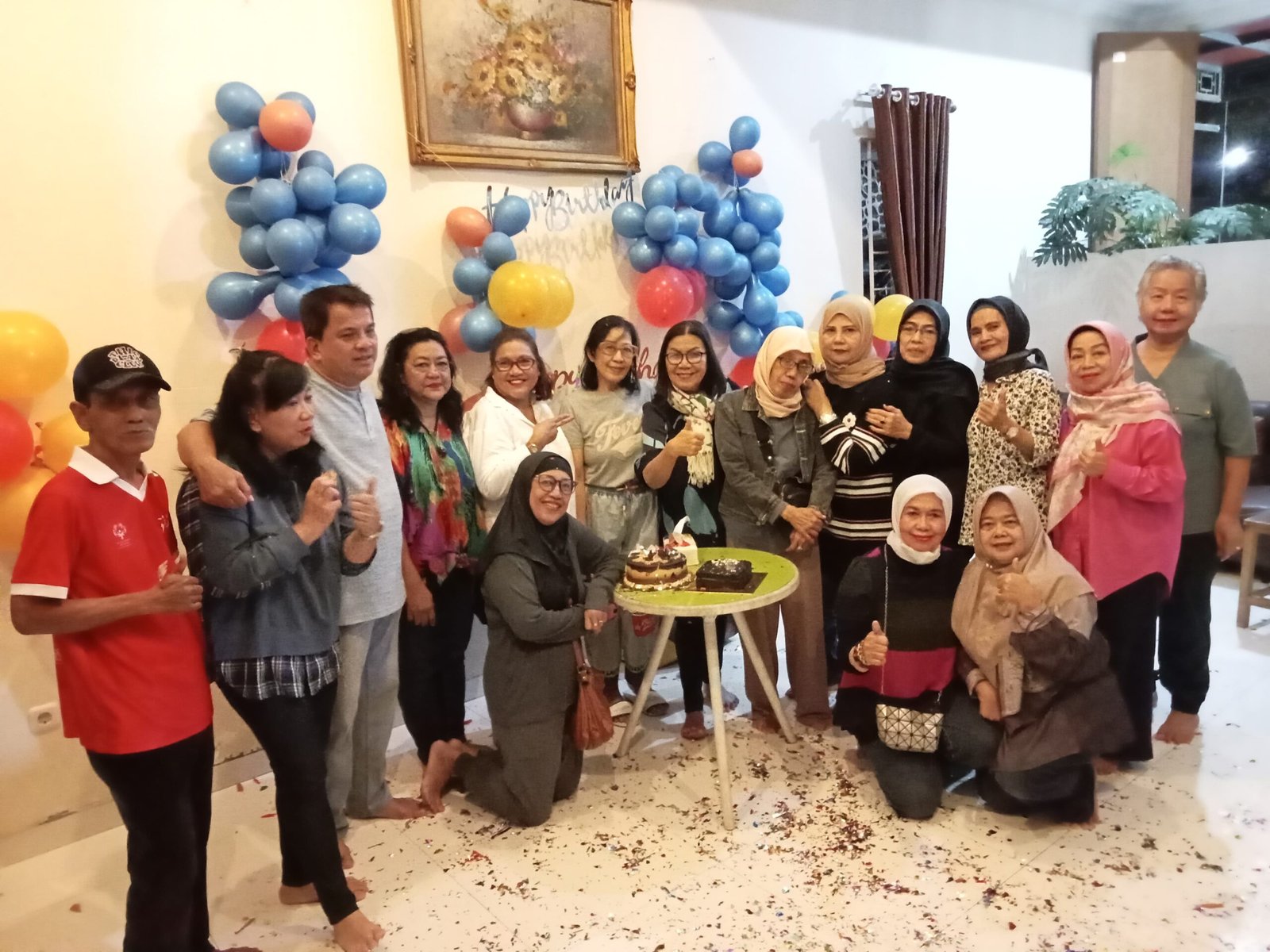 evy-soviar-rayakan-ulang-tahun-ke-61-di-puncak. - thewasesanews.com
