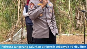polresta tangerang salurkan air bersih. - thewasesanews.com