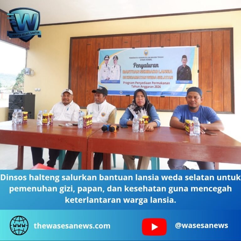 dinsos halteng salurkan bantuan lansia weda selatan. - thewasesanews.com