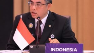 menaker tegaskan kerangka ketenagakerjaan asean. - thewasesanews.com