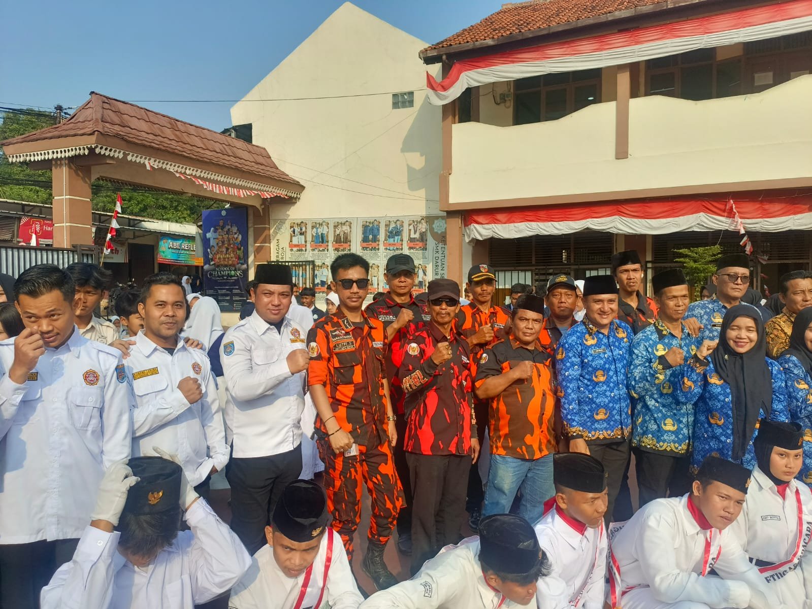 upacara hut ri ke 81 kelurahan cinere. - thewasesanews.com