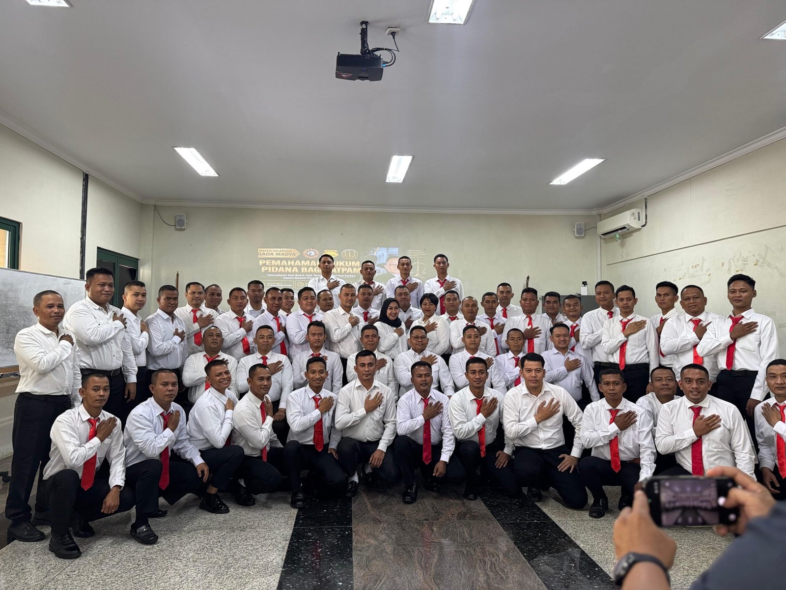 pembekalan hukum praktis satpam gada madya. - thewasesanews.com