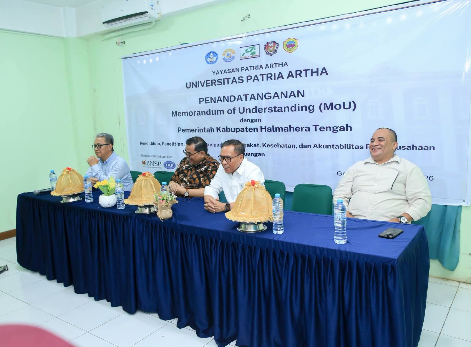 pemkab halteng gaet universitas patria artha. - thewasesanews.com