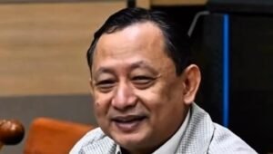 hasbiallah ilyas minta warga tenang hadapi abu vulkanik. - thewasesanews.com