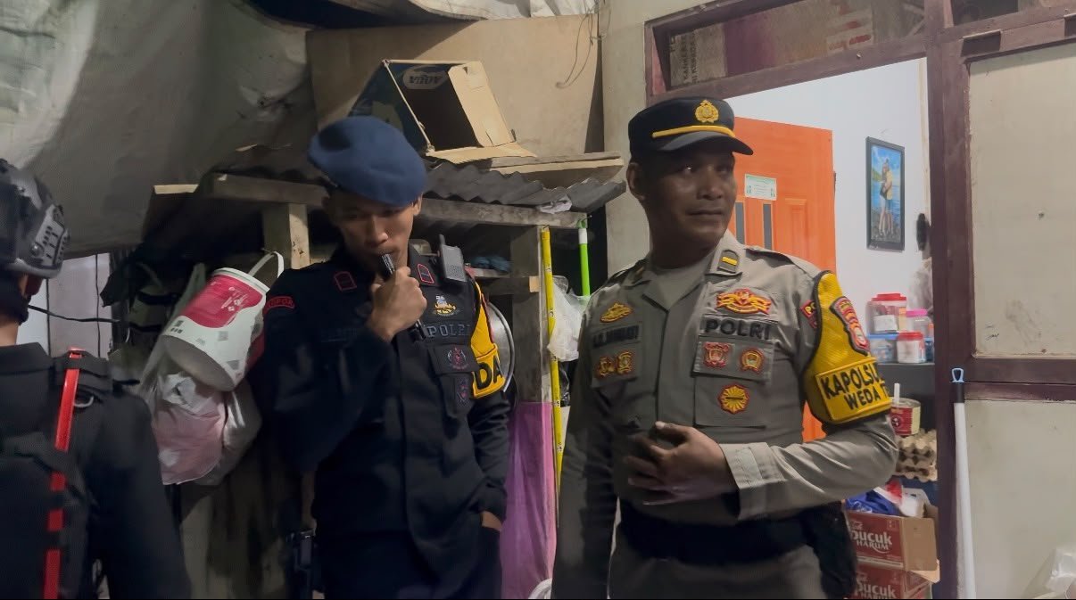 siber miras polres halteng amankan 417 kemasan miras. - thewasesanews.com