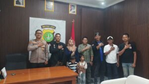 kapolsek pinang terima kejutan fwji. - thewasesanews.com