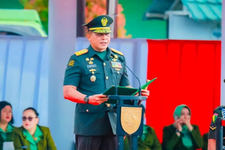 pangdam pattimura lantik prajurit muda. - thewasesanews.com