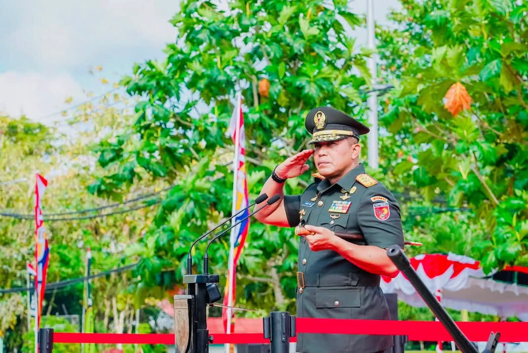pangdam pattimura lantik prajurit muda. - thewasesanews.com