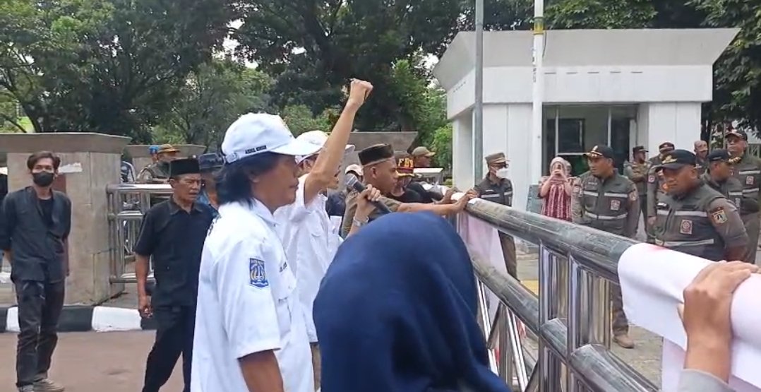 aksi warga cni kembangan jakbar. - thewasesanews.com