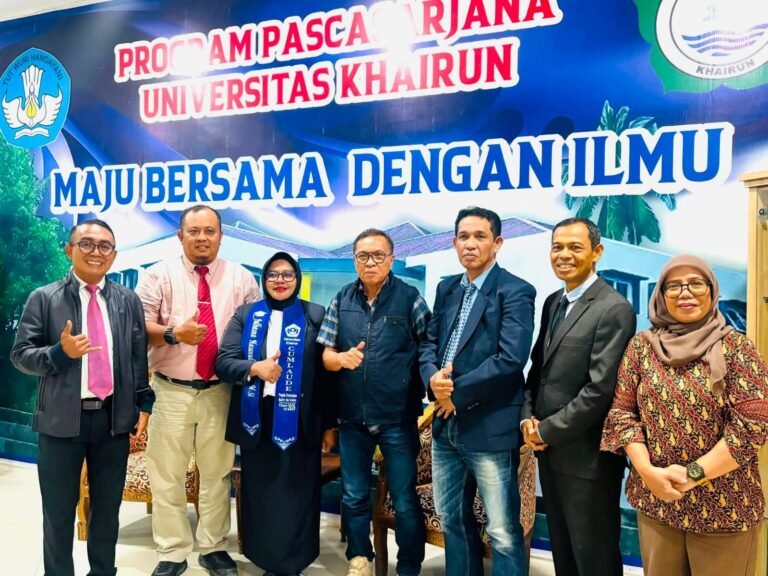 Bupati Halteng Ikram Malan Sangadji Penguji Tesis Unkhair. - thewasesanews.com