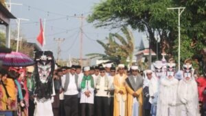Bupati Ikram Malan Sangadji Hadiri Penutupan Tradisi Fanten. - thewasesanews.com
