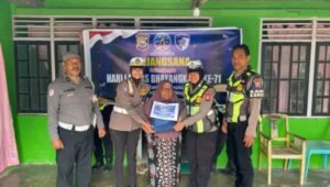 Bansos Warakawuri Polantas Halmahera Tengah. - thewasesanews.com