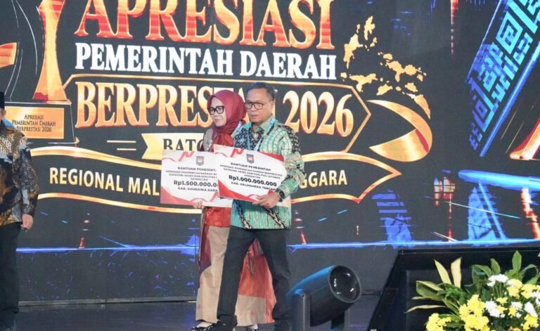 Pemkab Halmahera Tengah sabet dua penghargaan Kemendagri. - thewasesanews.com