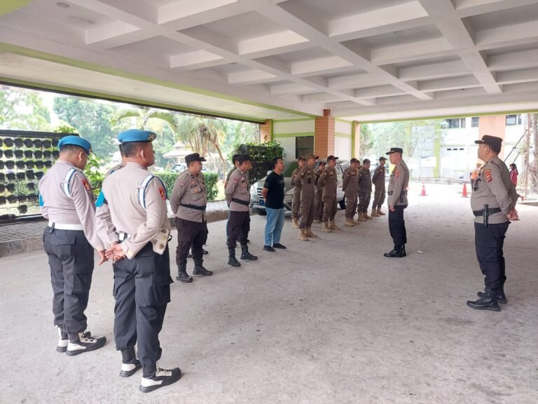 Pengamanan aksi mahasiswa di Tangerang. - thewasesanews.com